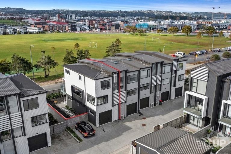 Photo of property in 14 Memorial Park Lane, Hobsonville, Auckland, 0618