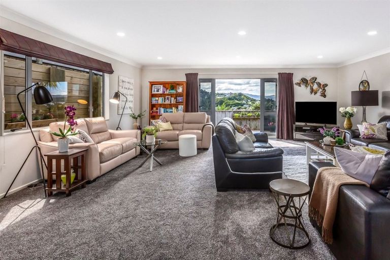 Photo of property in 53 Staithes Drive North, Whitby, Porirua, 5024