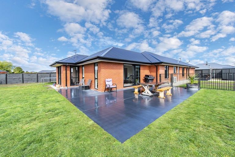 Photo of property in 42 Quartz Drive, Rolleston, 7614