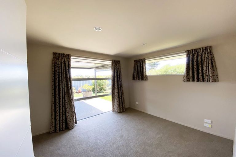 Photo of property in 94 Mcmahon Drive, Aidanfield, Christchurch, 8025