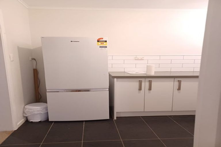 Photo of property in 107 Parkvale Road, Karori, Wellington, 6012