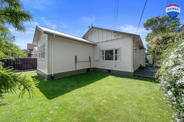 Photo of property in 2a Pharazyn Street, Melling, Lower Hutt, 5010