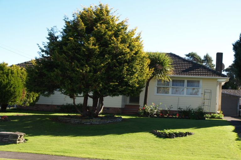 Photo of property in 3 Haddon Street, Mangere East, Auckland, 2024