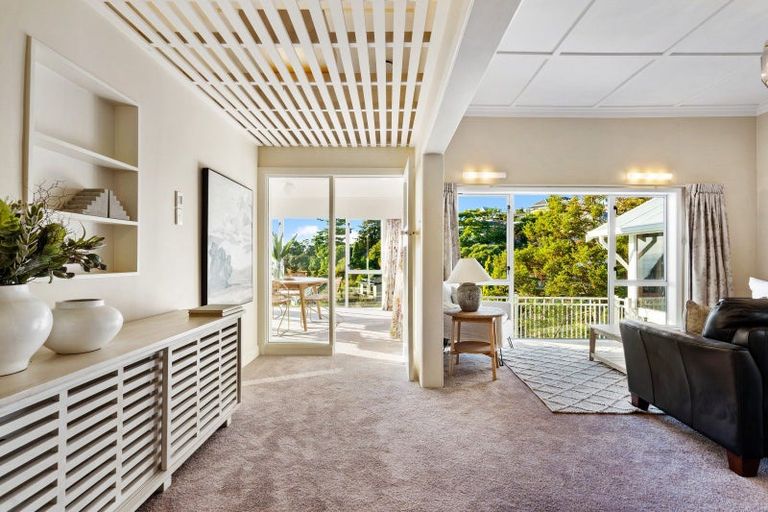 Photo of property in 1 Lucy Road, Bluff Hill, Napier, 4110