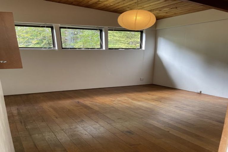 Photo of property in 25 Kopiko Road, Titirangi, Auckland, 0604