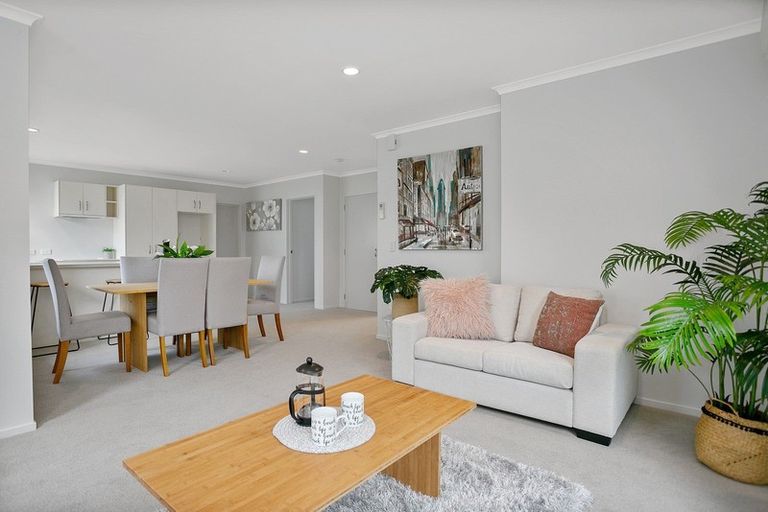 Photo of property in 84b King Street, Cambridge, 3434