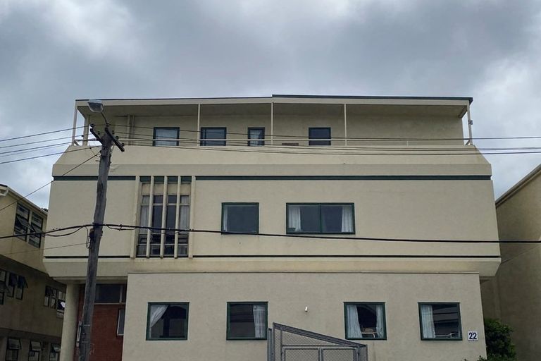 Photo of property in Te Awhina Apartments, 14/22u Sussex Street, Mount Cook, Wellington, 6021