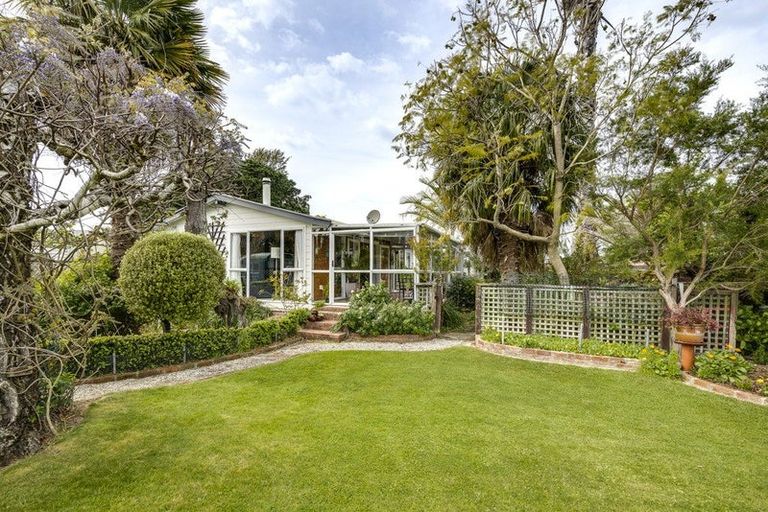 Photo of property in 13 Sheehan Street, Bay View, Napier, 4104