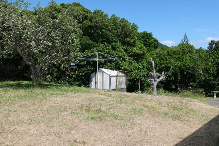 Photo of property in 100 Ruapehu Street, Paraparaumu, 5032