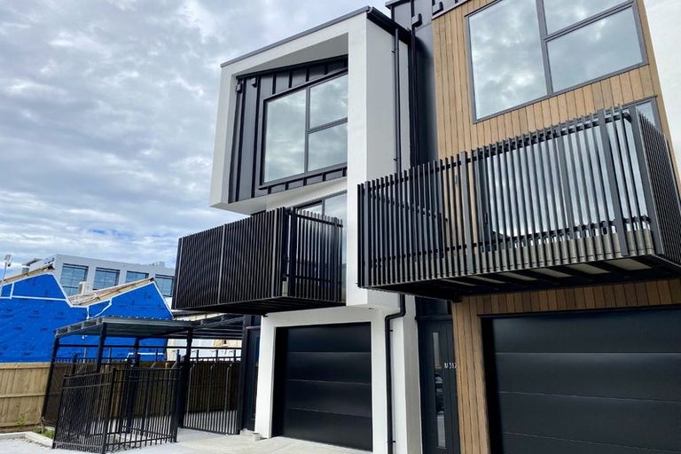 Photo of property in 9/317 Lincoln Road, Addington, Christchurch, 8024