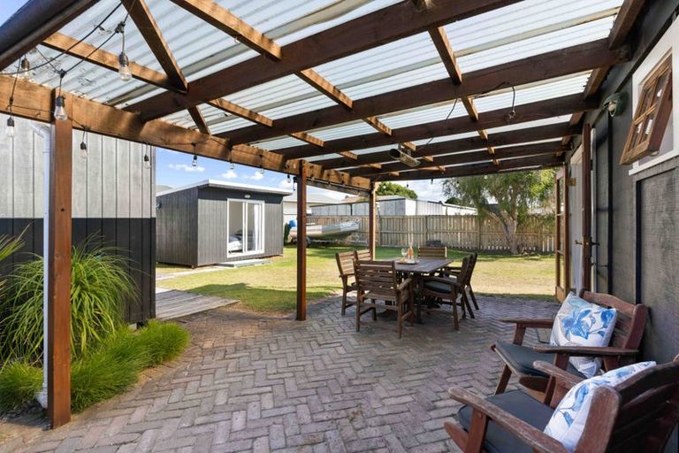 Photo of property in 125b Lorraine Place, Whangamata, 3620