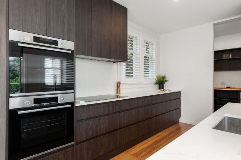 Photo of property in 27 Makora Street, Fendalton, Christchurch, 8041