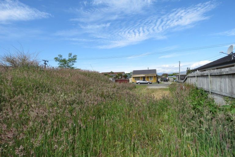 Photo of property in 76 Romilly Street, Westport, 7825