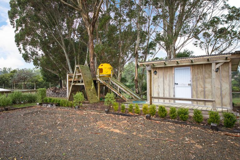 Photo of property in 310 Hewitts Road, Linton, Palmerston North, 4472