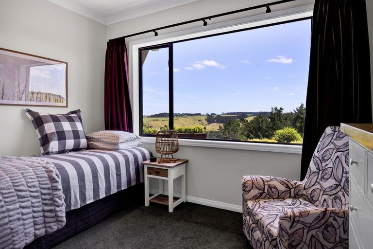 Photo of property in 355 Ngawhini Road, Hawera, 4674