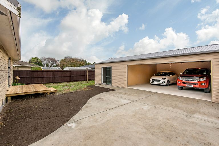 Photo of property in 43 Trevor Street, Hornby, Christchurch, 8042