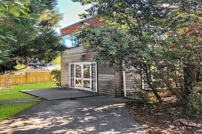 Photo of property in 1/38 Ngataringa Road, Devonport, Auckland, 0624