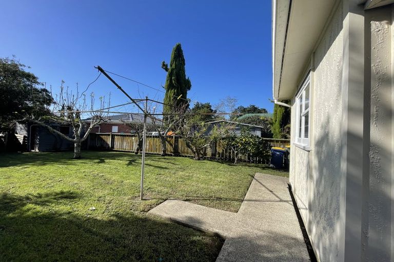 Photo of property in 35 Alma Road, Milford, Auckland, 0620