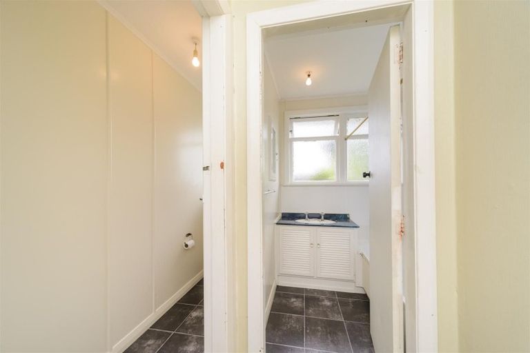 Photo of property in 26 Princess Street, Marton, 4710