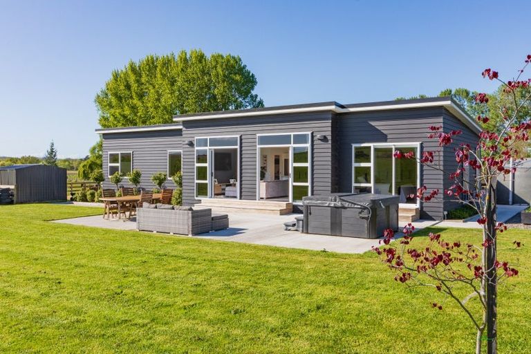 Photo of property in 100 Lindsay Road, Waipukurau, 4283