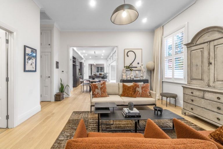 Photo of property in 21 St Aubyn Street, Devonport, Auckland, 0624