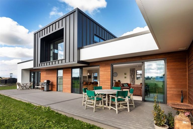 Photo of property in 17 Hallfield Drive, Ohoka, Kaiapoi, 7692