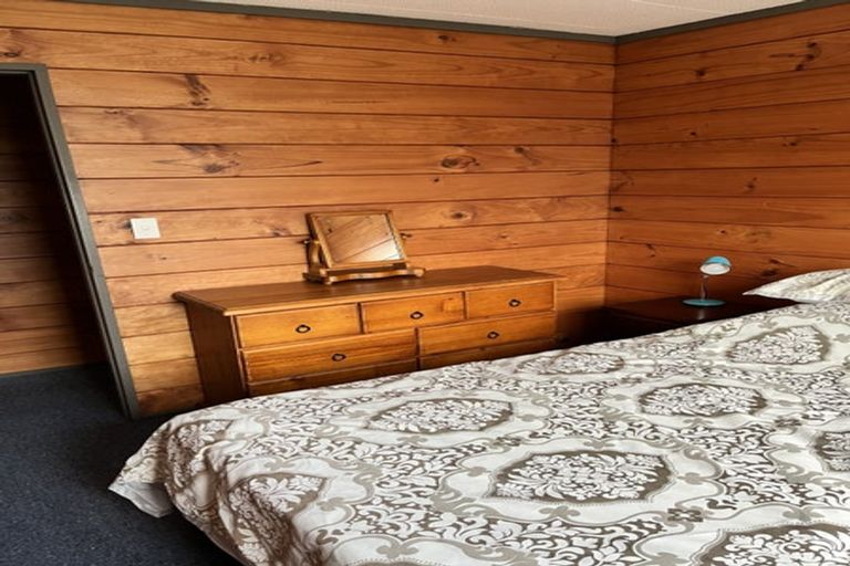 Photo of property in 145 Gala Street, Queens Park, Invercargill, 9810