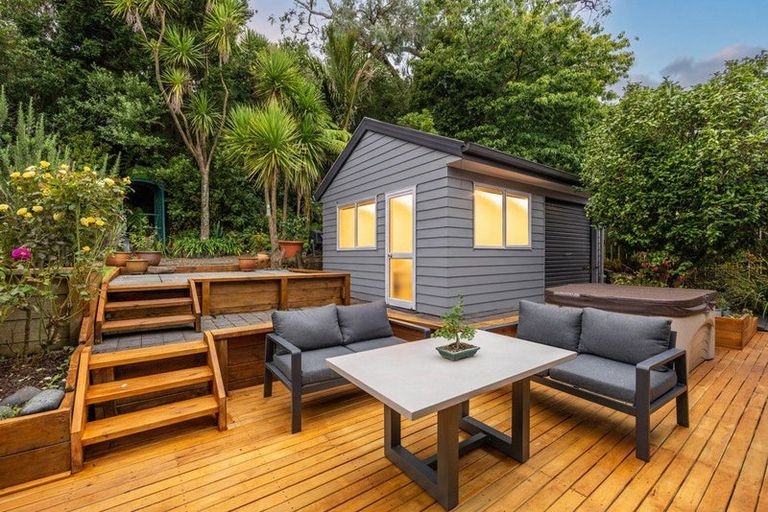 Photo of property in 108 Stapleford Crescent, Browns Bay, Auckland, 0630