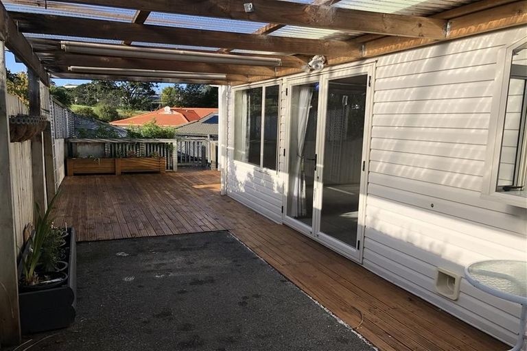 Photo of property in 24b Palmgreen Court, Stanmore Bay, Whangaparaoa, 0932