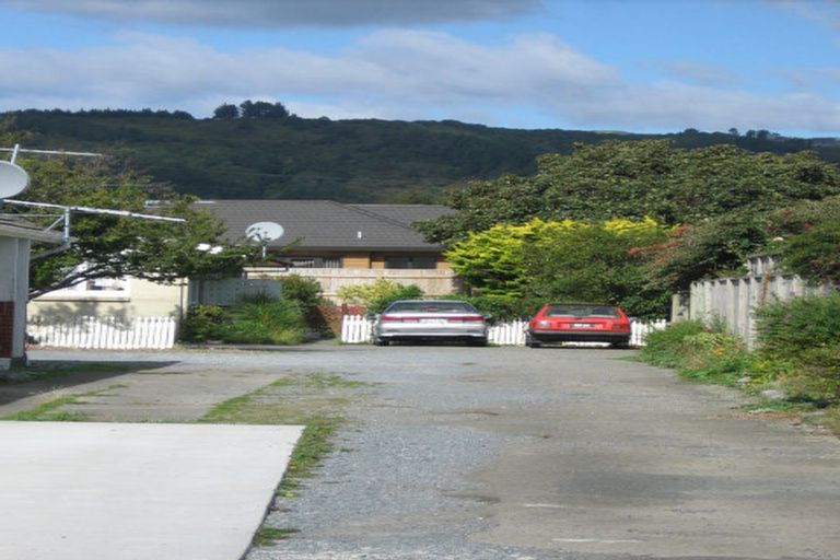 Photo of property in 1/4 Granville Street, Silverstream, Upper Hutt, 5019