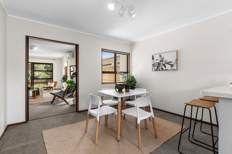 Photo of property in 2/7 Crawford Crescent, Te Kamo, Whangarei, 0112
