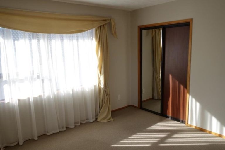 Photo of property in 54 Palatine Terrace, Saint Martins, Christchurch, 8022