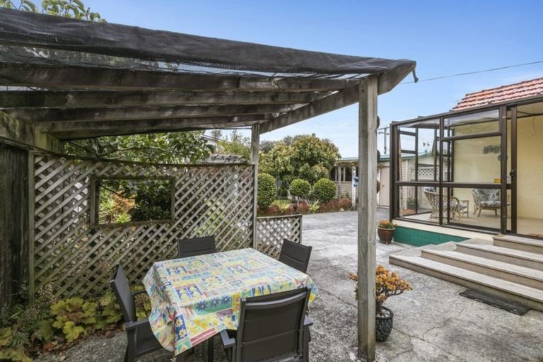 Photo of property in 18 Jutland Street, Waterloo, Lower Hutt, 5011