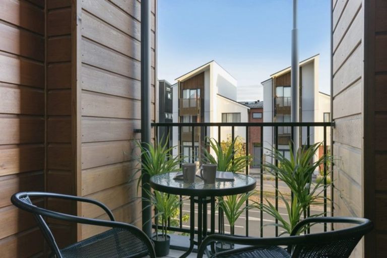 Photo of property in 80 Hobsonville Point Road, Hobsonville, Auckland, 0616