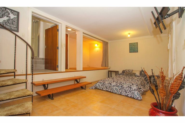 Photo of property in 19f1 Mcdowell Crescent, Hillcrest, Auckland, 0627