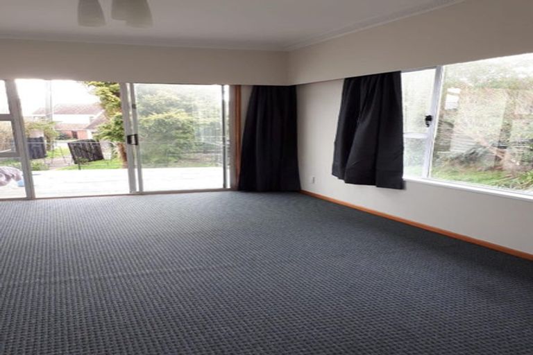 Photo of property in 8 Tahi Road, Paraparaumu Beach, Paraparaumu, 5032