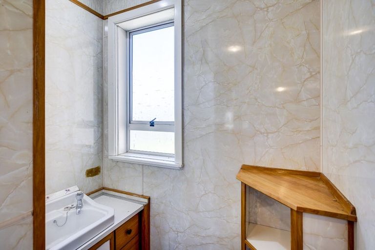 Photo of property in 26 Lee Road, Taradale, Napier, 4112