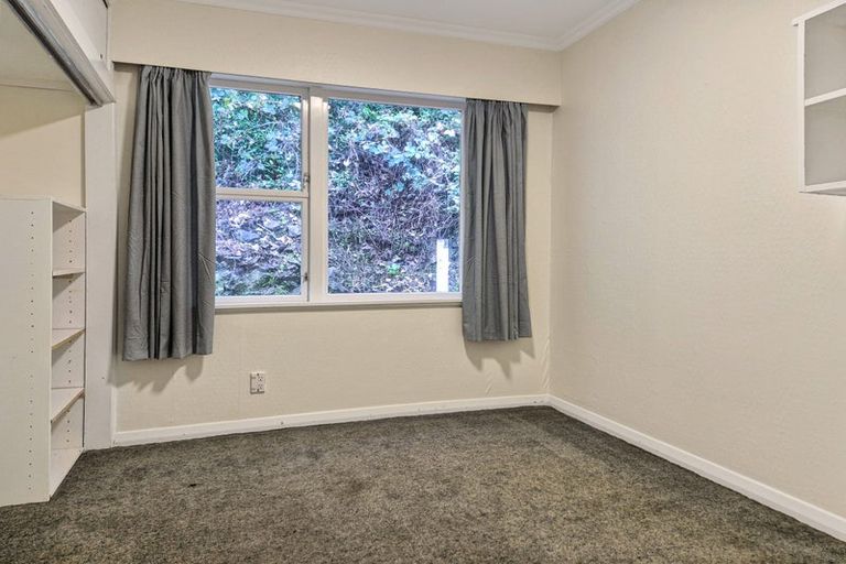 Photo of property in 50 Randwick Road, Northland, Wellington, 6012