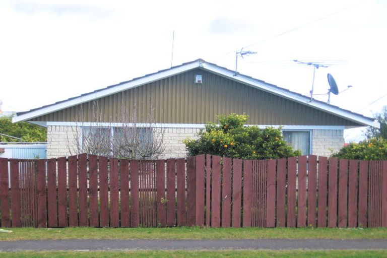 Photo of property in 3/16 Prictor Street, Papakura, 2110