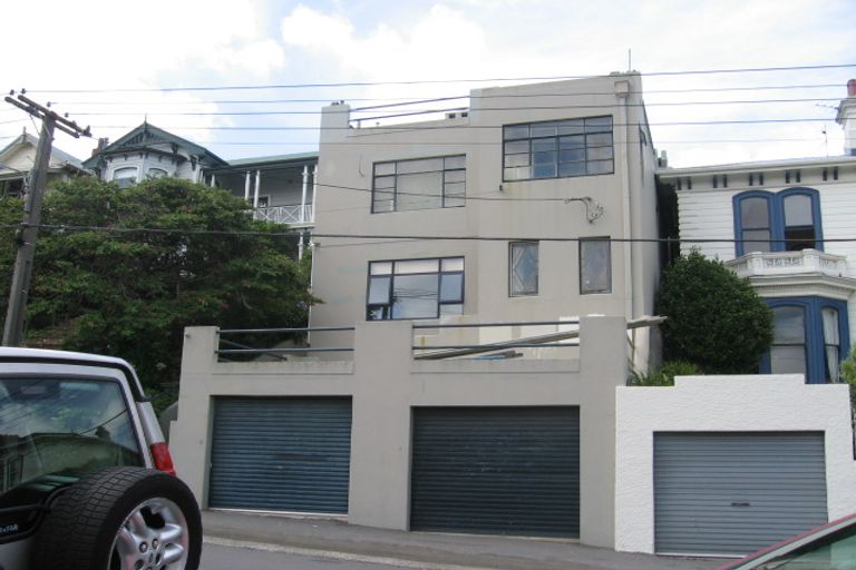 Photo of property in 93f1 Brougham Street, Mount Victoria, Wellington, 6011