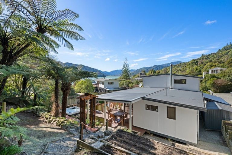 Photo of property in 29 Belview Road, Havelock, Picton, 7281