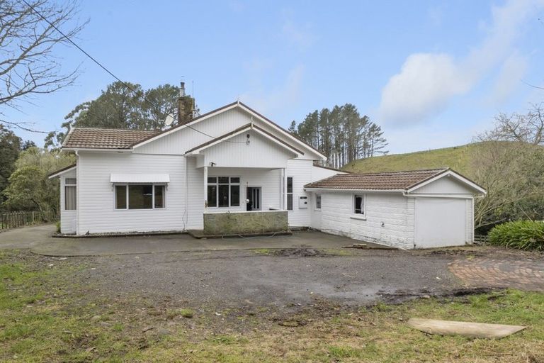 Photo of property in 55 Tarata Road, Inglewood, 4387
