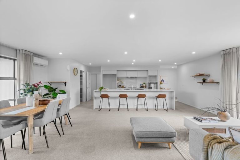 Photo of property in 19 Maka Lane, Halswell, Christchurch, 8025