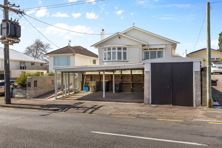 Photo of property in 67 Mill Road, Lower Vogeltown, New Plymouth, 4310