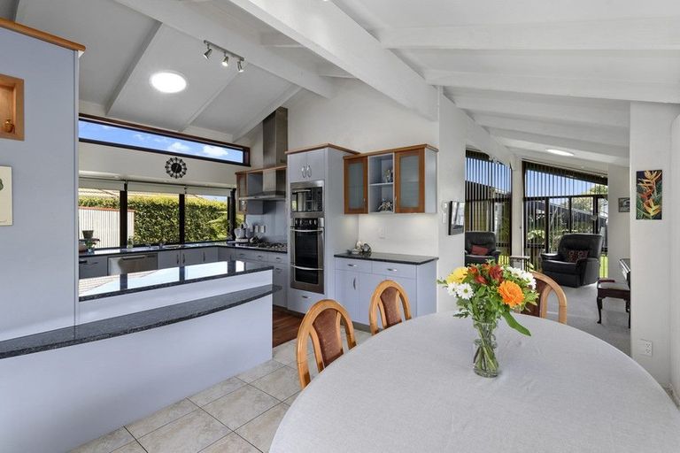 Photo of property in 30 Rata Street, Waikanae, 5036