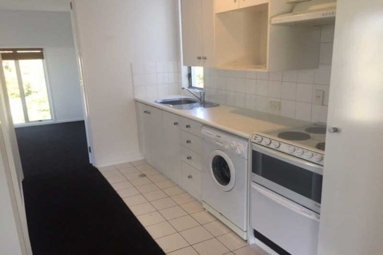 Photo of property in 25/15 Peterborough Street, Christchurch Central, Christchurch, 8013