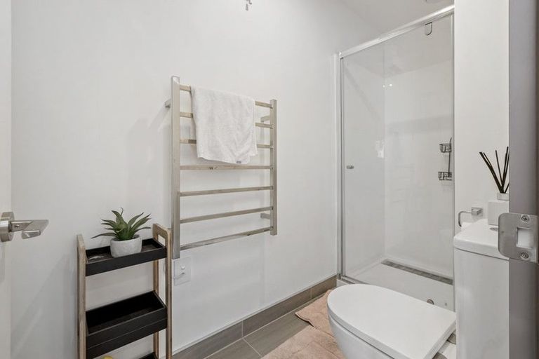 Photo of property in 2/15 Bunyan Street, Waltham, Christchurch, 8023