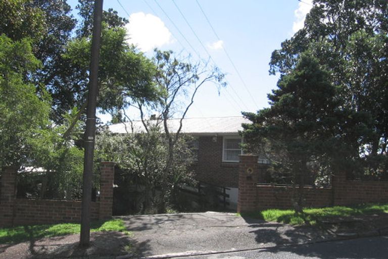 Photo of property in 1 Routley Drive, Glen Eden, Auckland, 0602