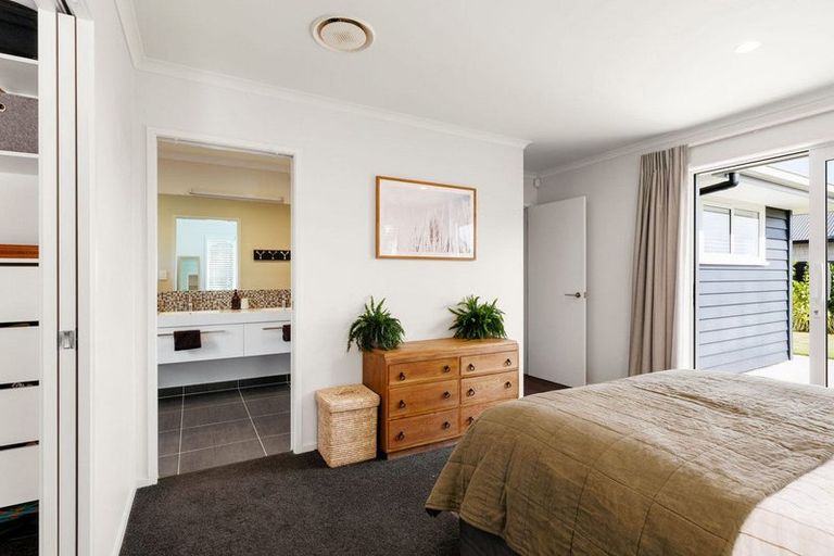 Photo of property in 3 Richards Street, Cambridge, 3434