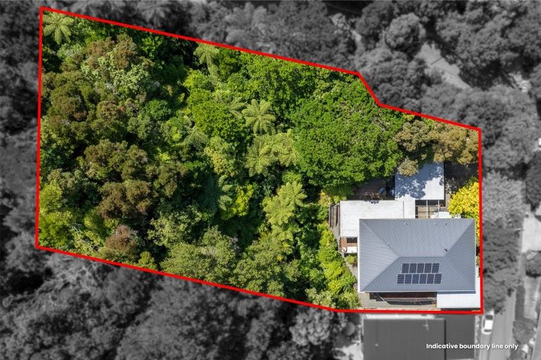 Photo of property in 212a Whites Line East, Waiwhetu, Lower Hutt, 5010